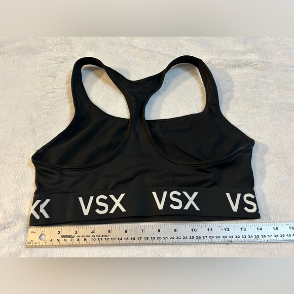 Rock The Runway Victoria’s Secret Sports Bra​ - Picture 4 of 4
